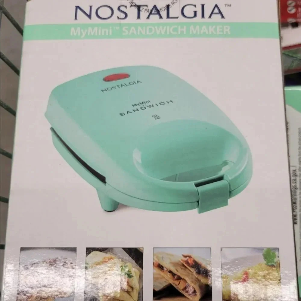 Nostalgia Mini Sandwich Maker‎ - Picture 2 of 4